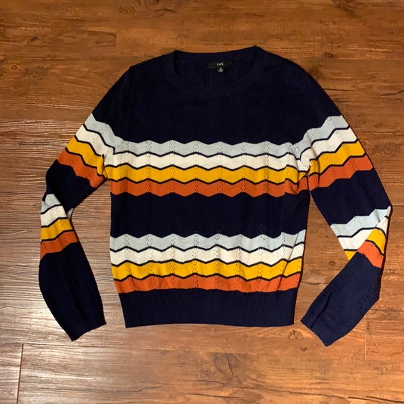 Fate Sweaters - Very lightweight sweater by Fate - size medium